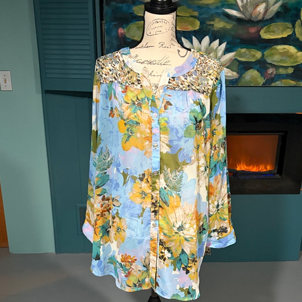 Fig and Flower Multicolor Blouse